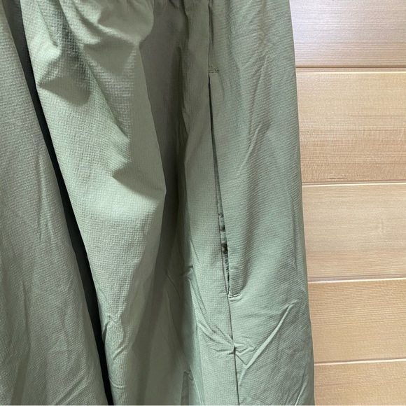 Mountain Hardware Free Fall Halter Dress Lightweight With Pockets  Size L - Picture 8 of 11